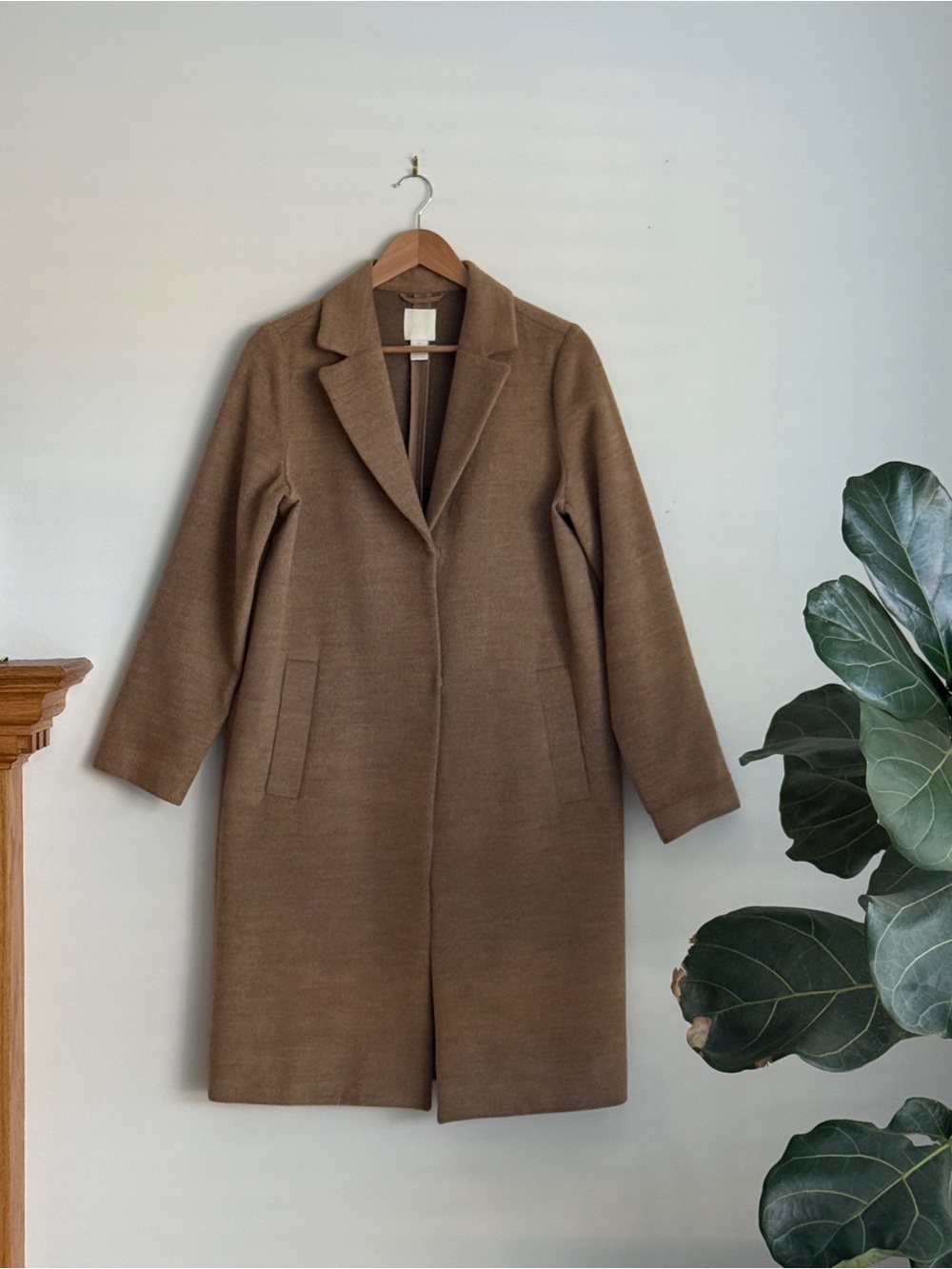 H&M Camel Long Overcoat Women's S Tailored Notch Lapel Minimal Coat